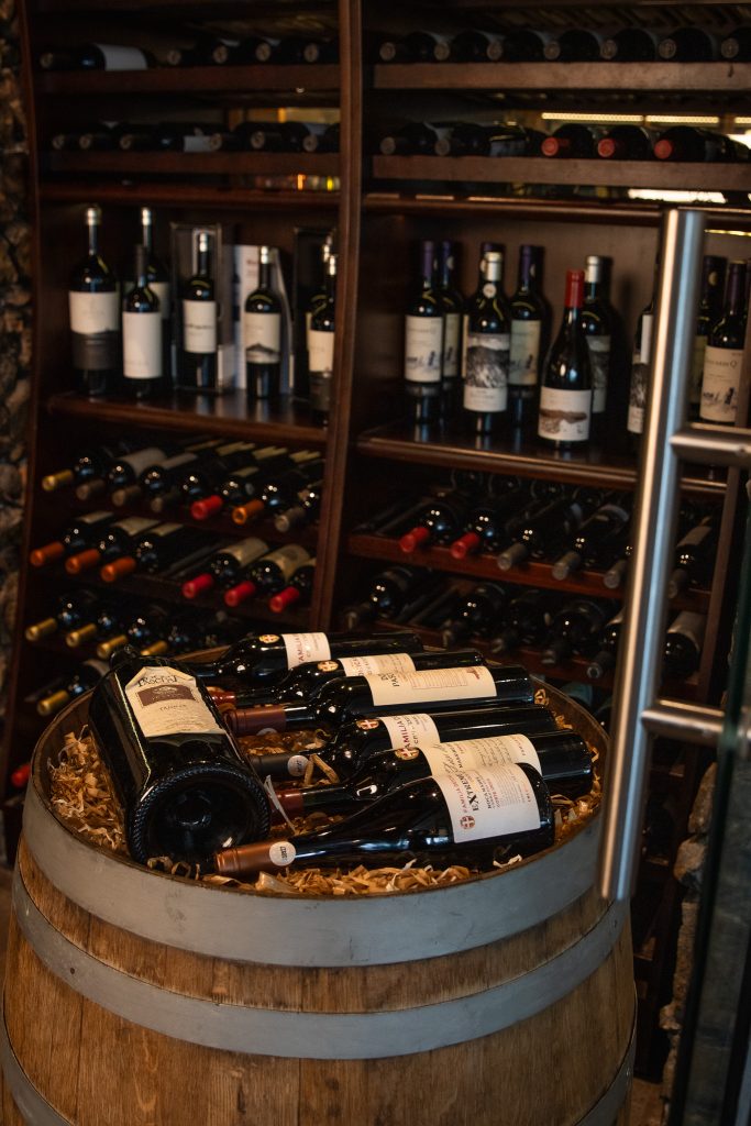 Cava de Vinos en García Cava de Vinos en García