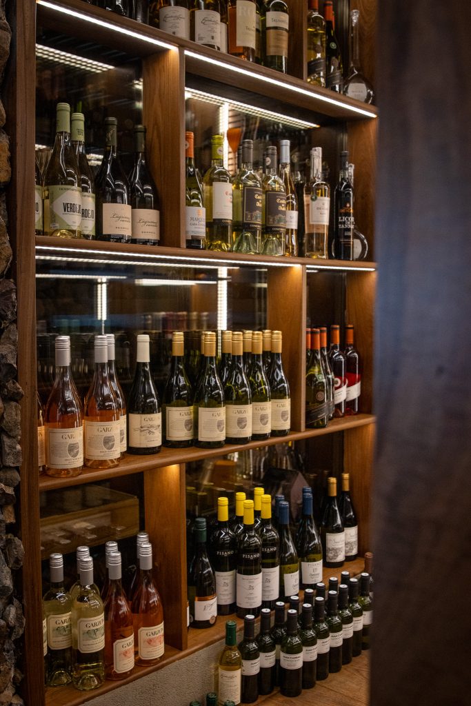 Vinos Blancos García cava de vinos en García